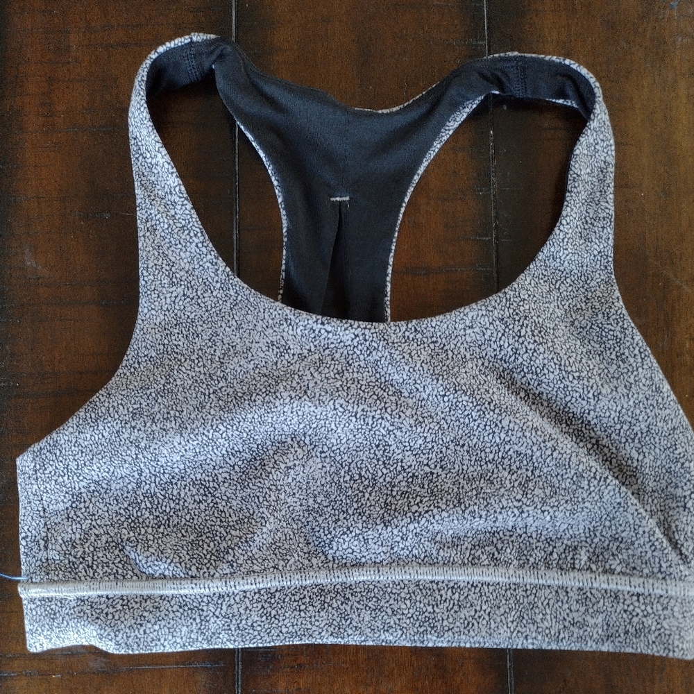 Lululemon athletica gray women's sport bra.